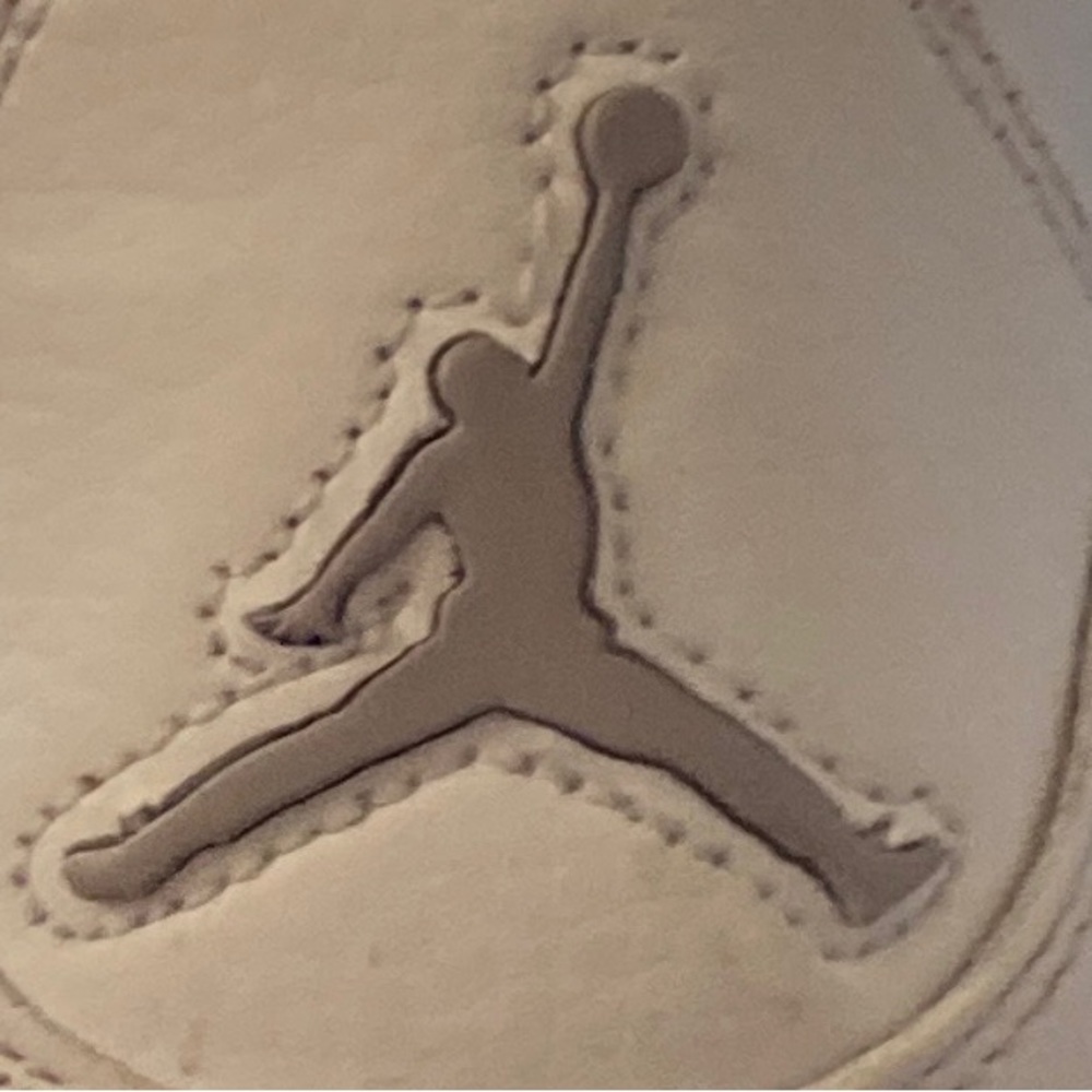 Meet your Posher, Manuel